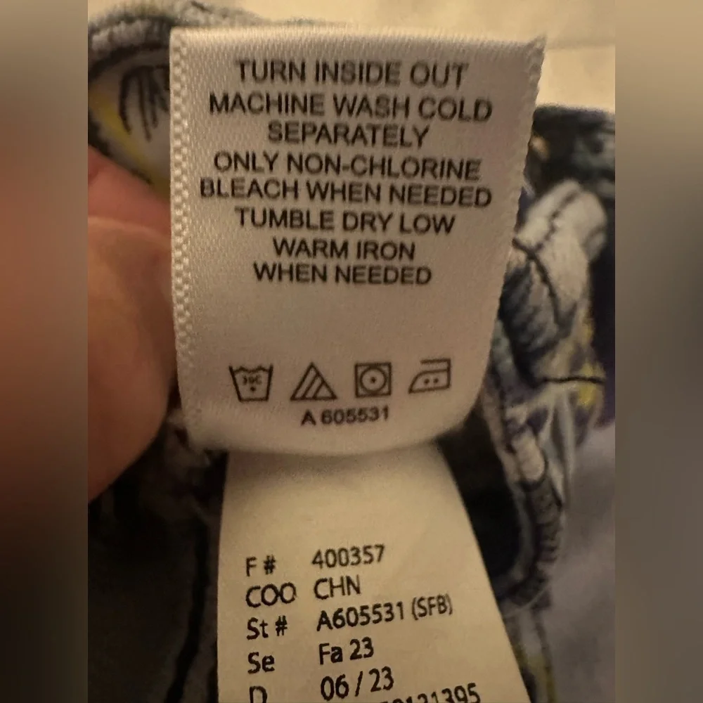 LOGO by Lori Goldstein Multicolor Floral Patchwork Jeans - Picture 11 of 11